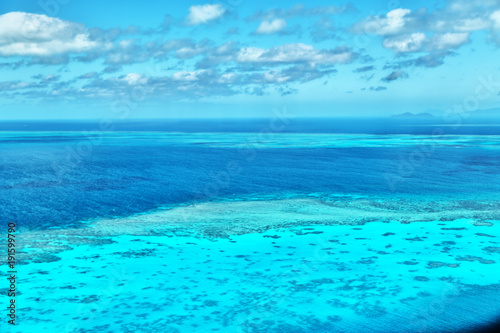  the great reef from the high © lkpro