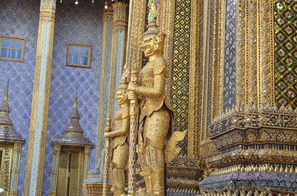 Obraz premium Démons protecteurs du palais Royal de Bangkok