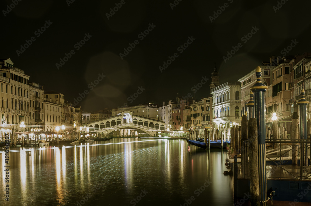venezia Rialto Brodge canal grande at night  exposure venice Italy