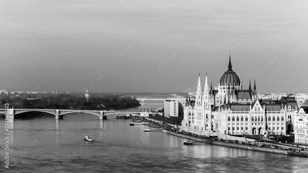 Obraz premium budapest parliament