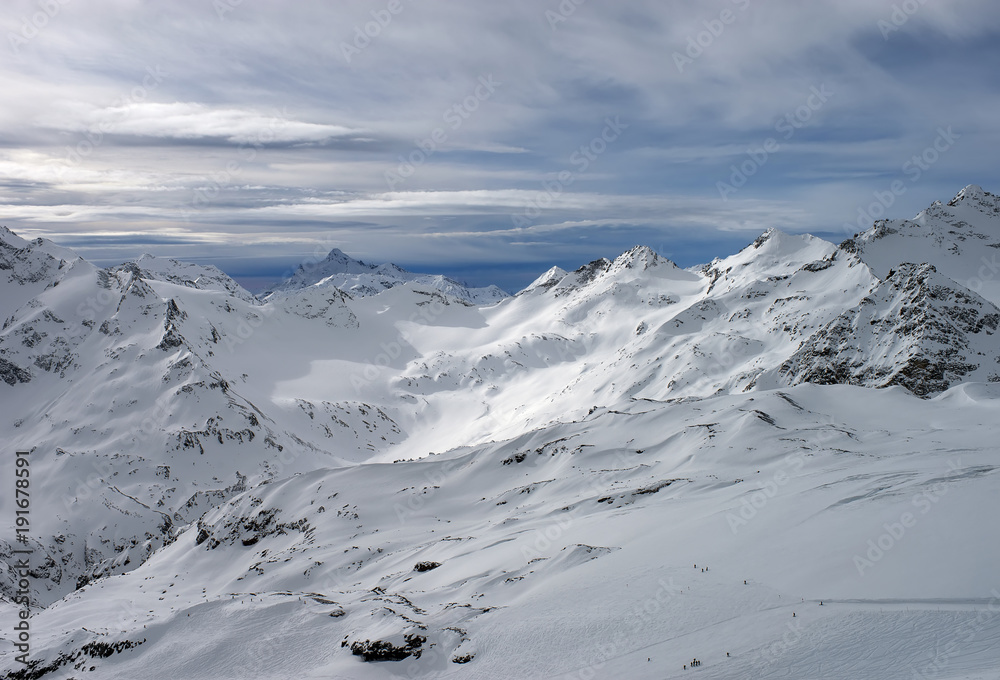 Obraz premium snow mountains white sky