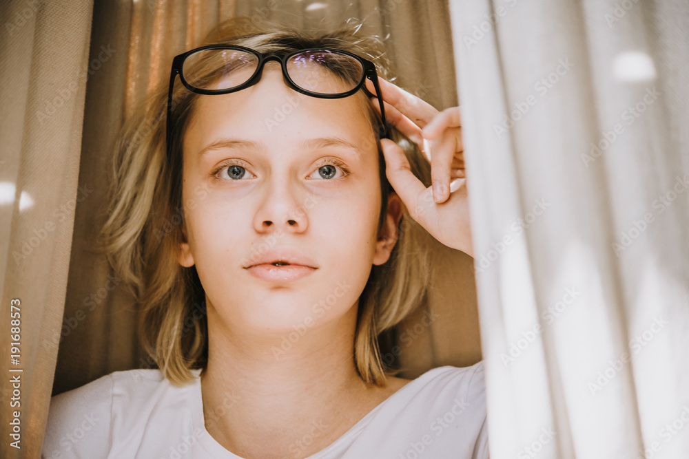 Fototapeta premium Teenager girl