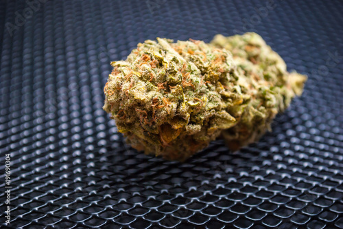 Cannabis Nug - Strain: LA Chocolat