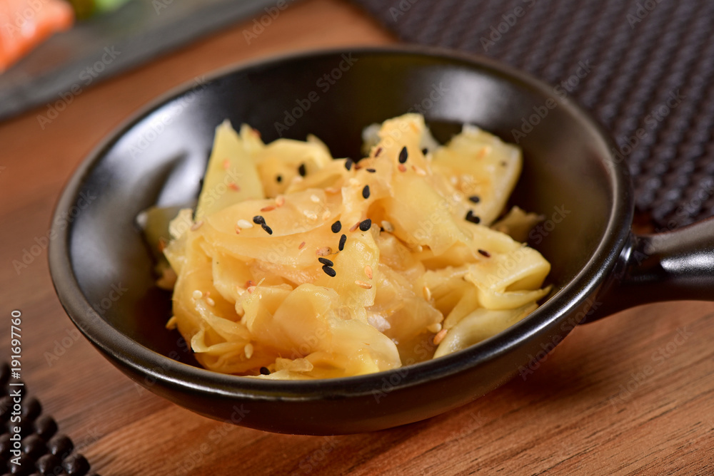 Ginger slices bowl Ginger slices bowl