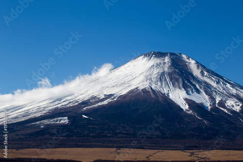 富士山の頂 © beeboys