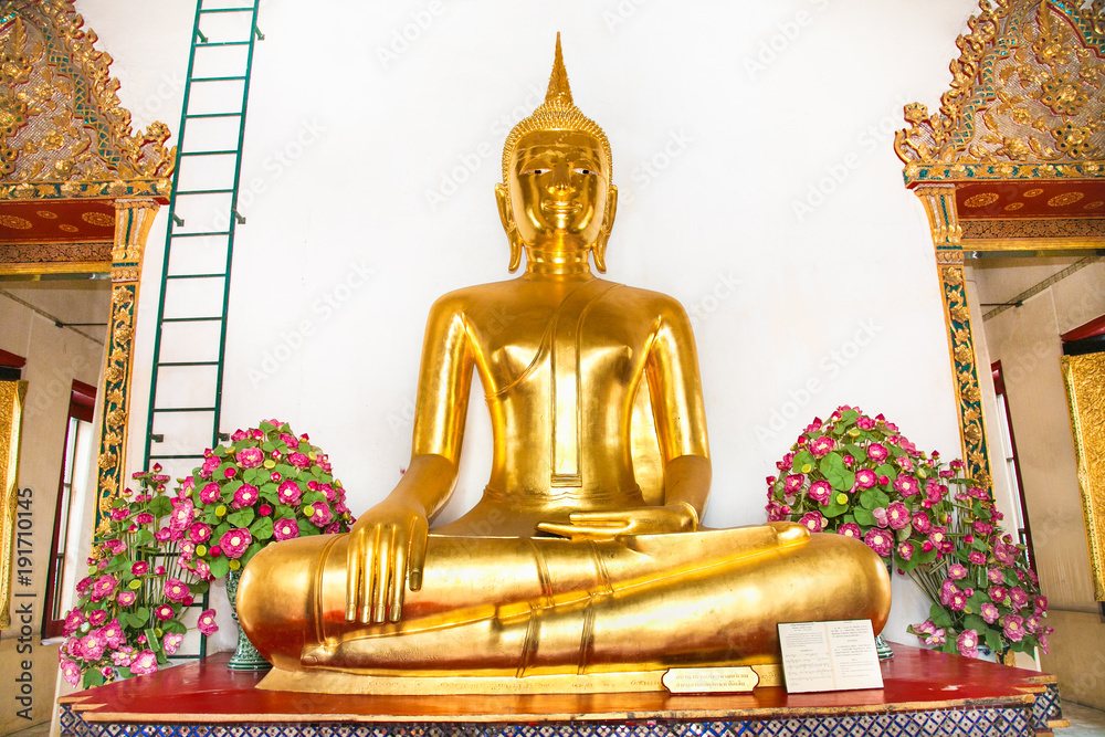 Φωτογραφία Golden budha at Famous Wat Saket temple,  Bangkok, Thailand