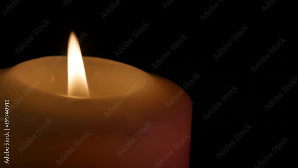 vela encendida para decoración
