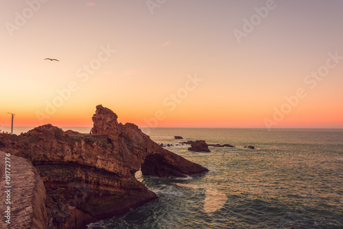Bonito paisaje de la costa de Biarritz, Francia © Selim