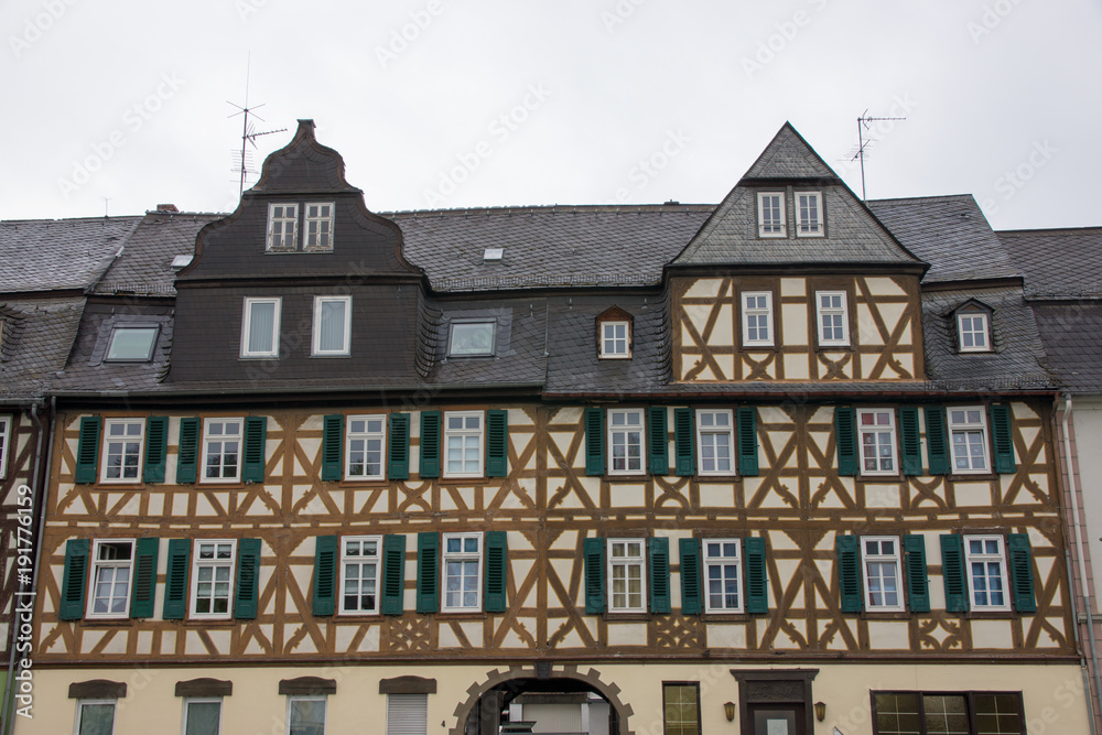 Historisches Fachwerkhaus in der Schulstraße in Diez, Rheinland-Pfalz