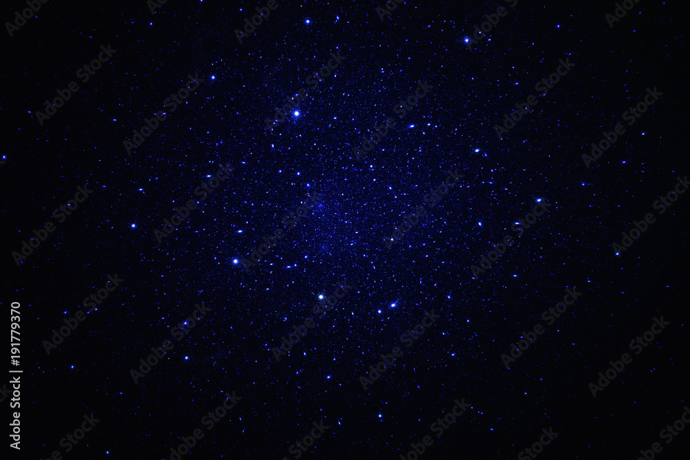 Fototapeta premium Gwiaździste niebo fraktal z odległych planet na ciemnym tle