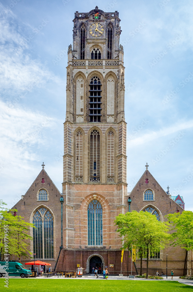 Obraz premium Sint-Laurenskerk (Saint Lawrence church) a medieval church on Grotekerkplein square in Rotterdam, The Netherlands
