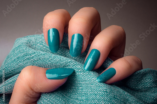 turquoise nails manicure