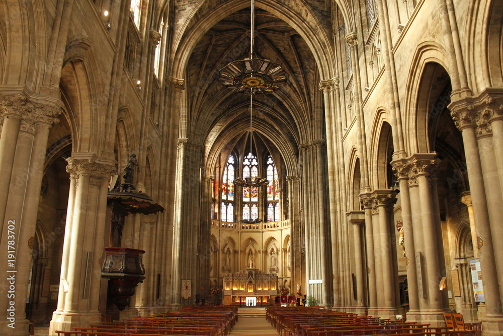 Nef de la Cathédrale Saint-André à Bordeaux, Gironde	