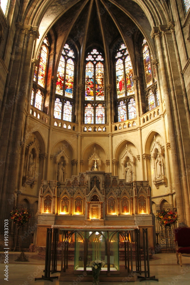 Fototapeta premium Autel de la Cathédrale Saint-André à Bordeaux, Gironde