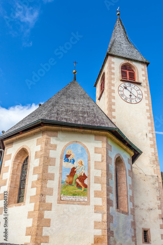 Kirche von St. Veit im Pragser Tal