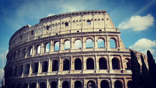 Φωτογραφία Colosseum - The beauty of Roma; Picture taken on our first day in Roma as a part