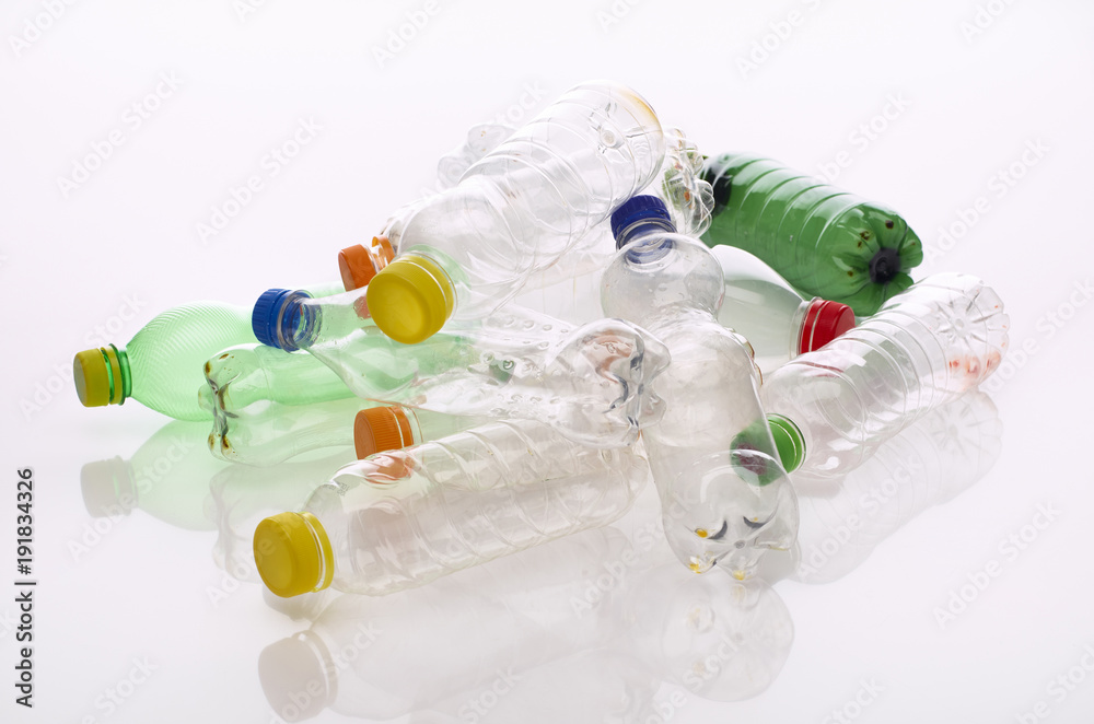 Leere Plastikflaschen Stock-Foto | Adobe Stock