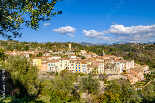 Obraz na płótnie Vue panoramique sur le village de Tourrettes, Provence, France. w salonie