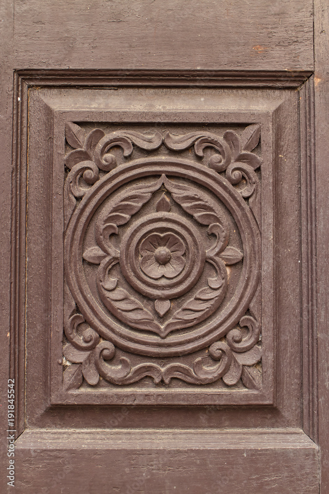 the art of wood craft for the door 