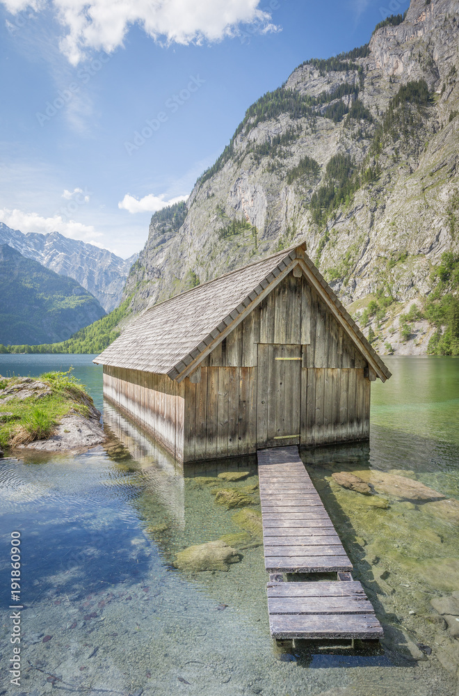 Fototapeta premium Lake Obersee with boat house in summer, Bavaria, Germany