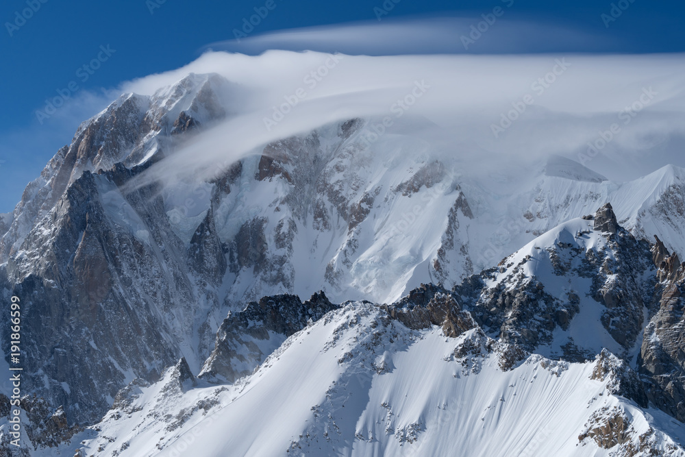 Obraz premium Solidny Mont Blanc