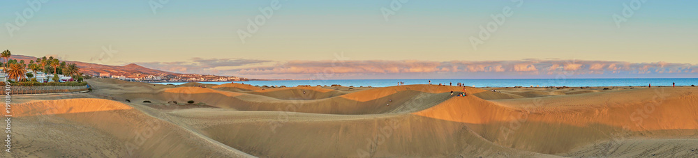 Sunset over sand dunes on Canary islands / Maspalomas - Spain  - obrazy, fototapety, plakaty 