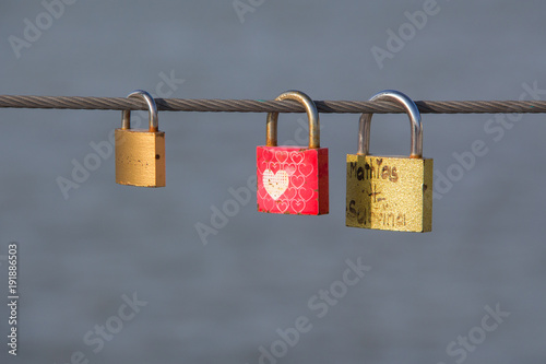 Obraz na płótnie Love locks w salonie
