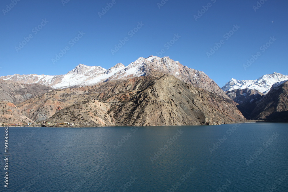 Iskanderkul lake, Tajikistan Iskanderkul lake, Tajikistan