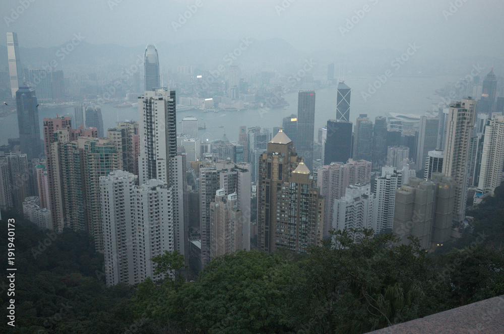 昼の香港の風景