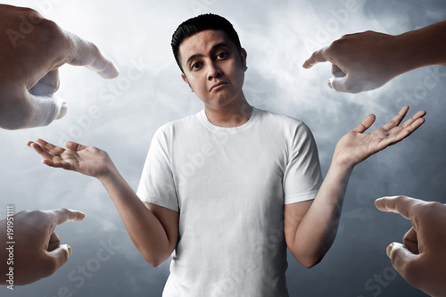 Canvas Print Asian man accused