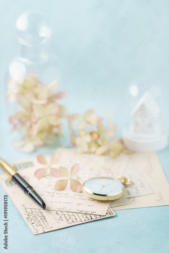 Naklejka premium vintage cards and hydrangea flowers