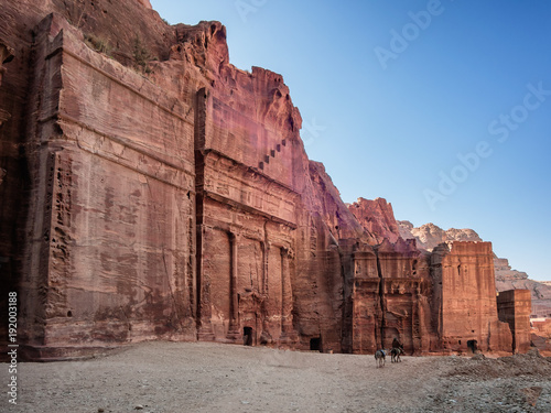 Foto Petra street of facades