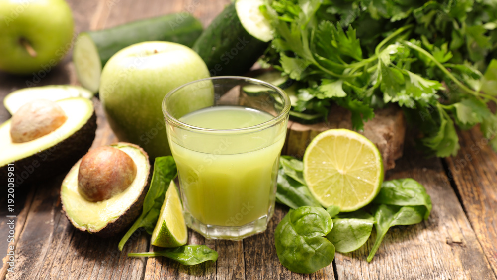 green detox drink