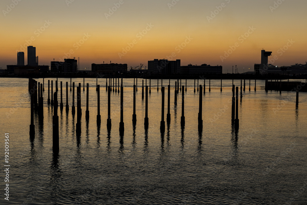 Fototapeta premium Abu Dhabi at sunset time
