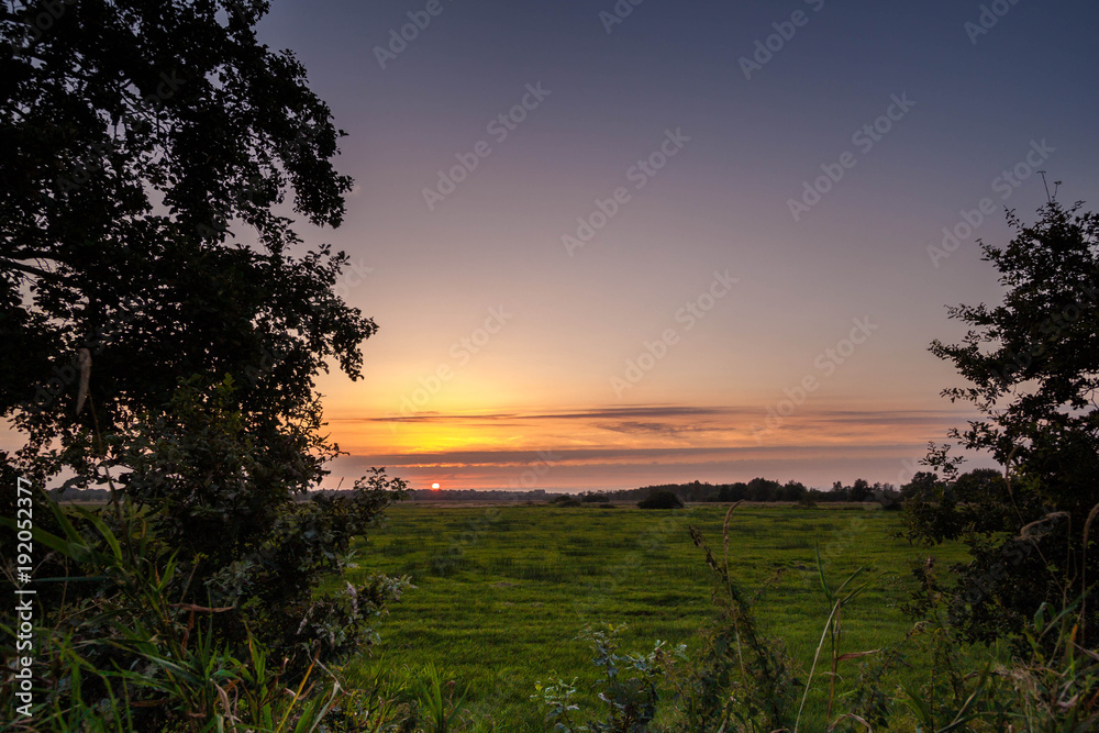 Sonnenuntergang auf dem Land