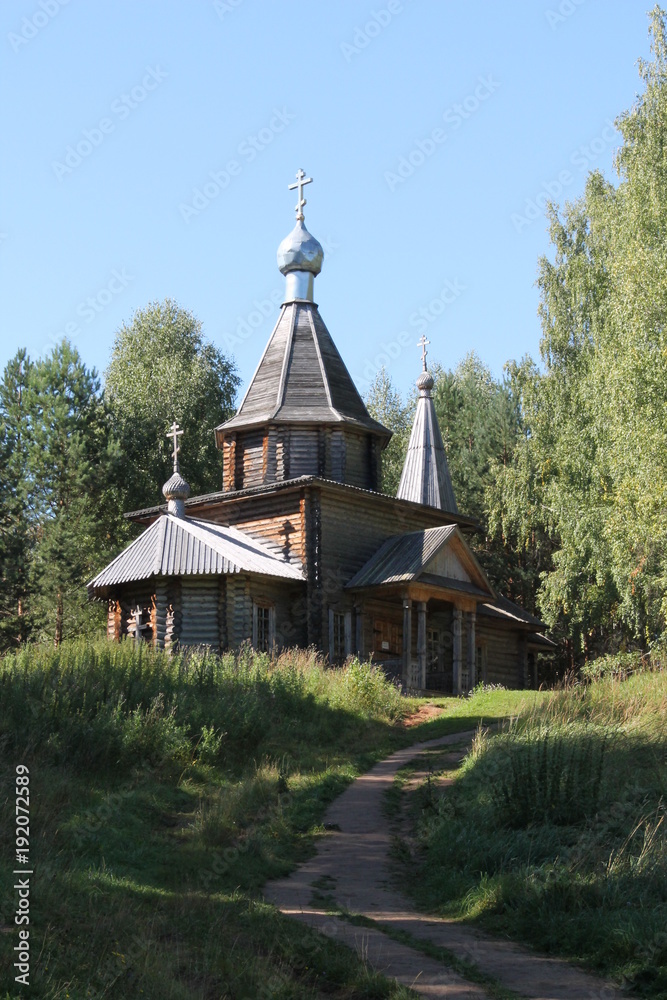 деревянная церковь на береге деревянная церковь на береге