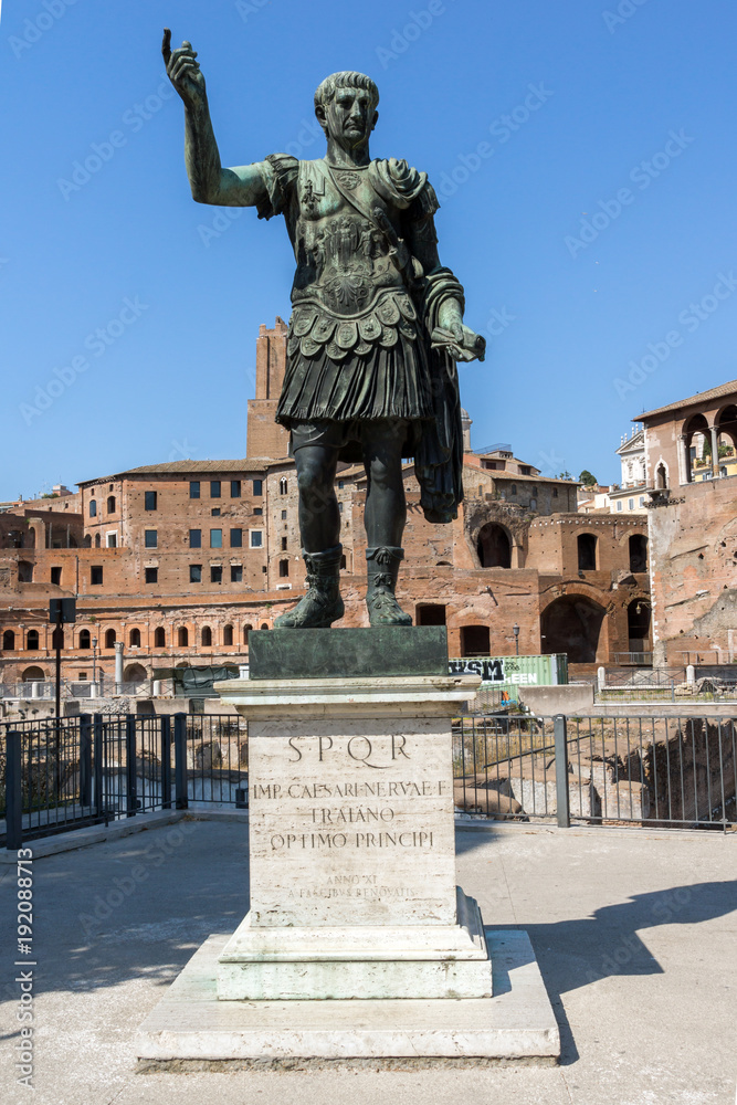 Obraz premium Amazing view of Trajan statue in city of Rome, Italy