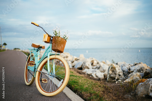 Fotografia Bicycle by the beach