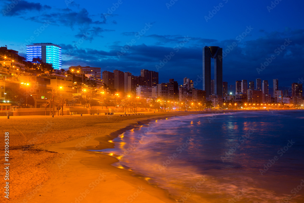 Fototapeta premium nighttime in benidorm