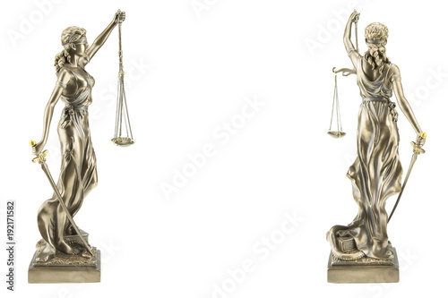 Justitia Statuen in verschiedenen Positionen freigestellt vor weißem Hintergrund photo