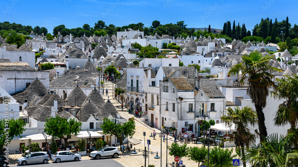 Fototapeta premium Trulli of Alberobello, Puglia, Italy