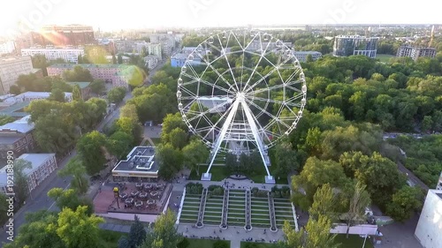 колесо обозрения