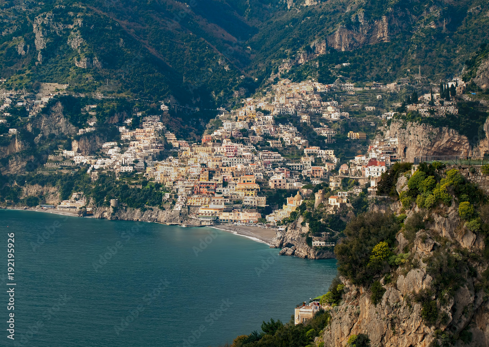 Postano e la Costiera Amalfitana - panorama dalla strada costiera