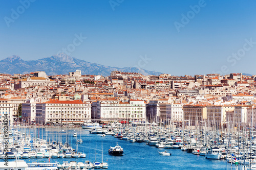 Fototapeta Naklejka Na Ścianę i Meble -  Summer view of the Old port in Marseille, France