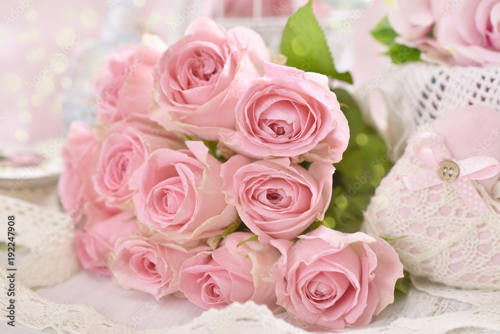 romantic pink roses bouquet in shabby chic style