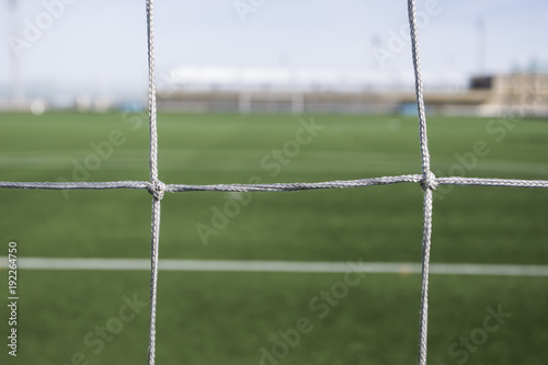 Red de portería en campo de fútbol