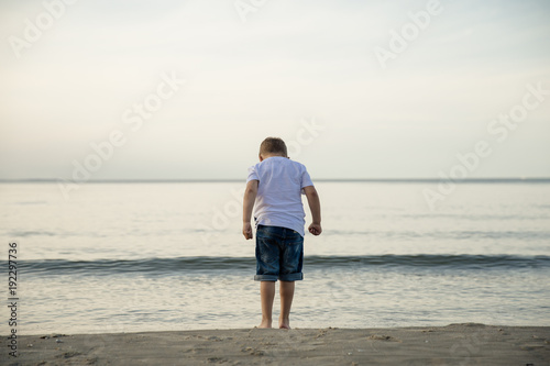 Kleiner Junge an der Ostsee © hemminetti