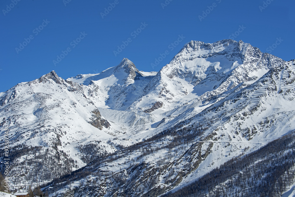 Winterliche Berglandschaft, Saas Fee, Wallis, Schweiz Winterliche Berglandschaft, Saas Fee, Wallis, Schweiz