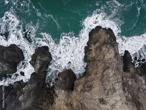 Εκτύπωση καμβά Overhead Rocky Shoreline