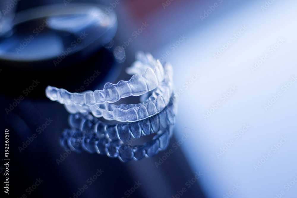 Invisible dental orthodontics Invisible dental orthodontics